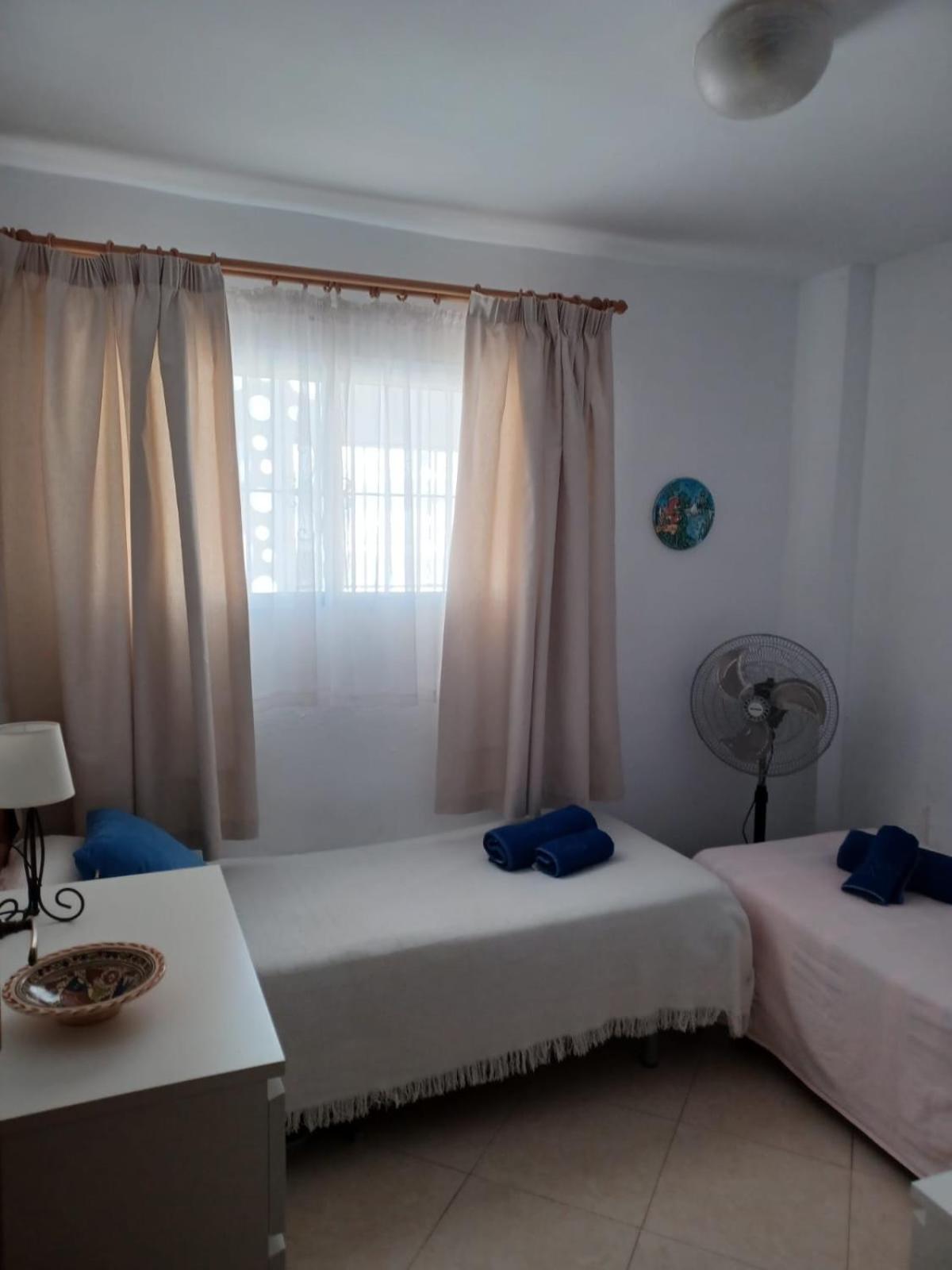דירות נרחה Acapulco Playa 34 Menyber מראה חיצוני תמונה